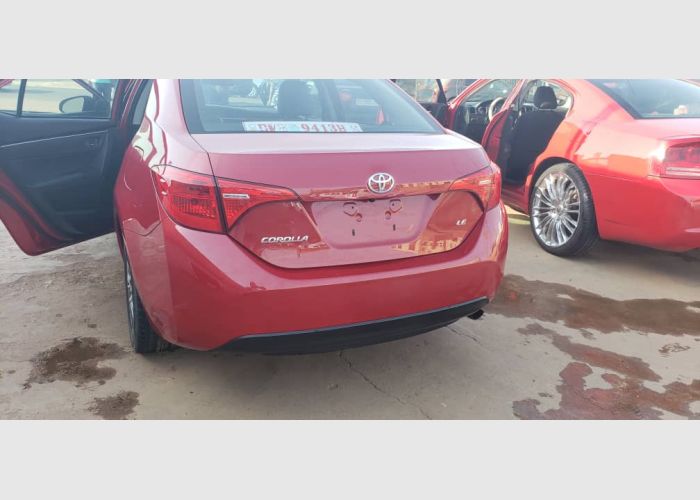 Toyota Corolla XLE 2018 
