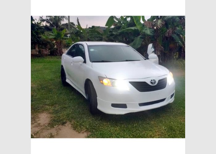 2009 Toyota Camry LE For Sale