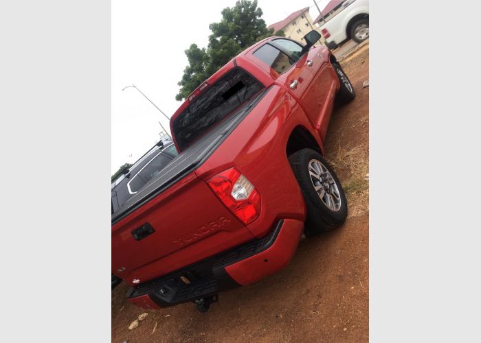 Toyota Tundra  2019 