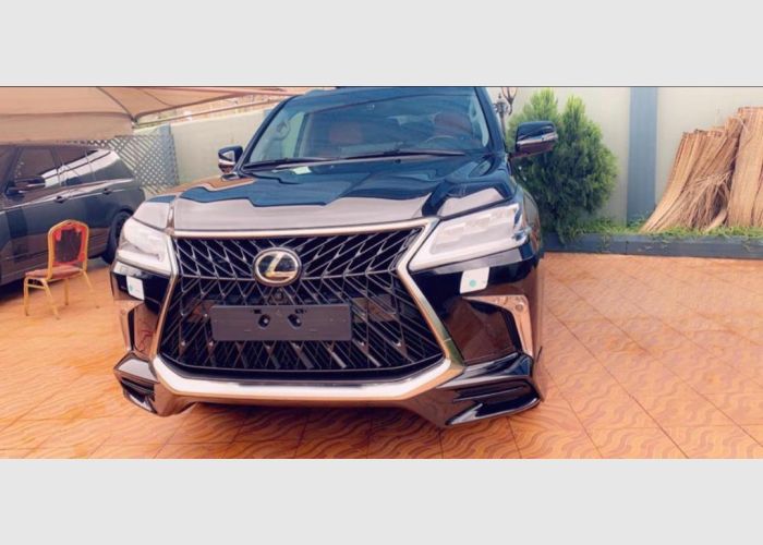 2019 Lexus 570