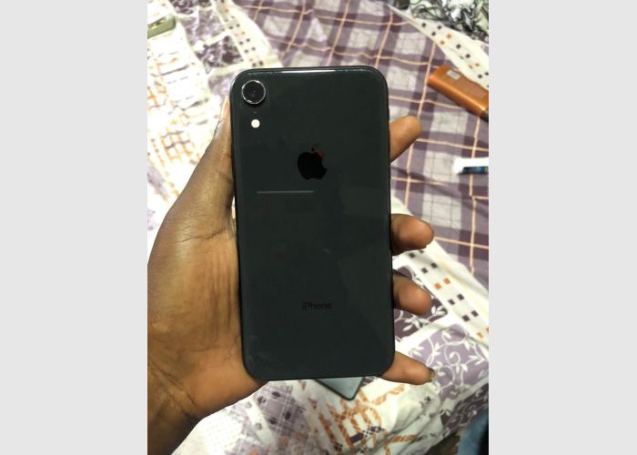iPhone XR