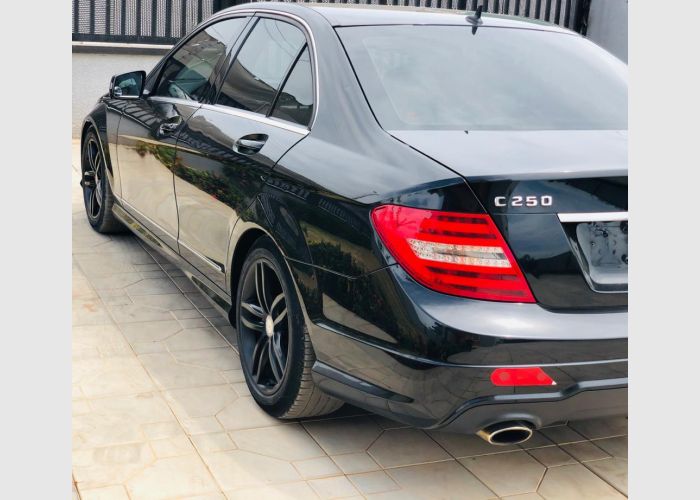 Mercedes Benz C300