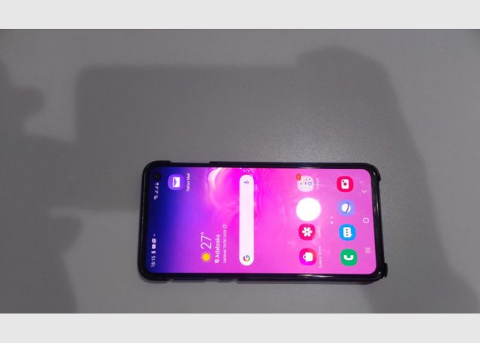 Samsung Galaxy S10e