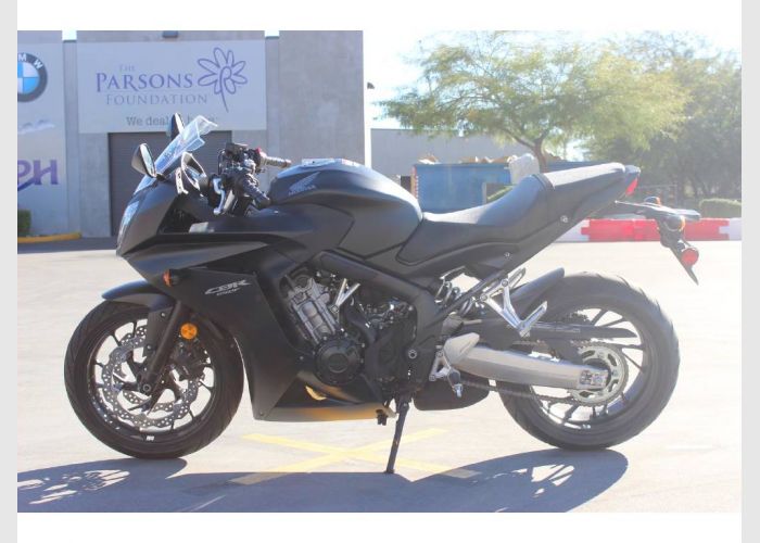 2016 HONDA CBR