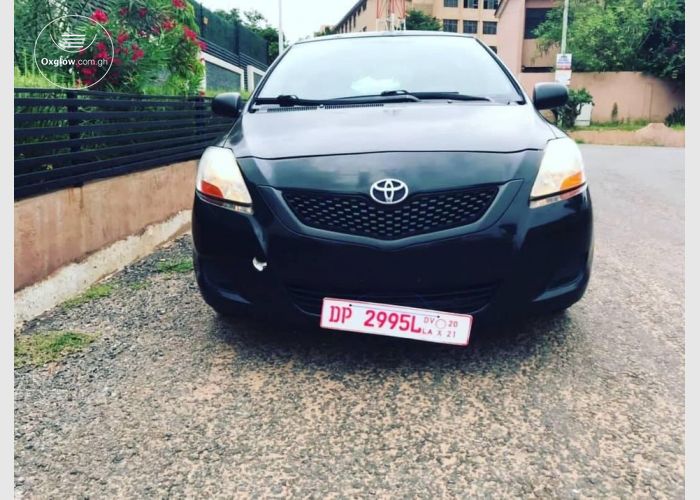 2009 TOYOTA YARIS