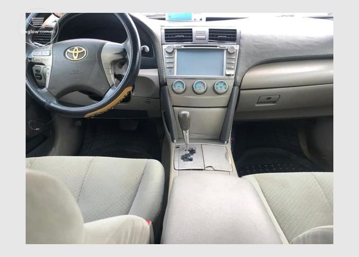 2010 TOYOTA CAMRY
