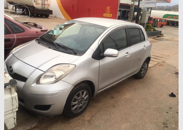 2010 Toyota Vitz