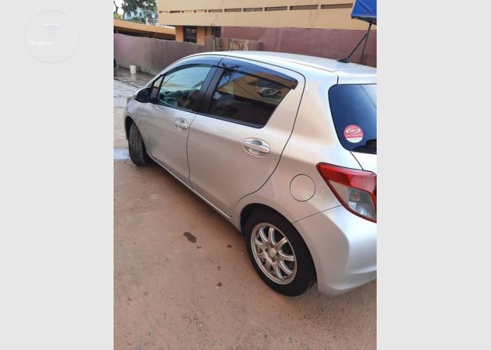 2012 TOYOTA VITZ 4 PLUGS