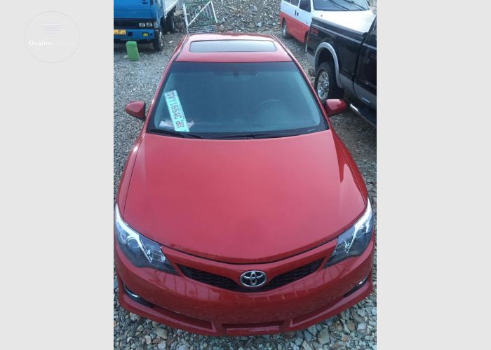 2013 TOYOTA CAMRY SE