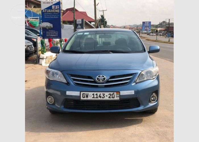 2013 TOYOTA COROLLA LE
