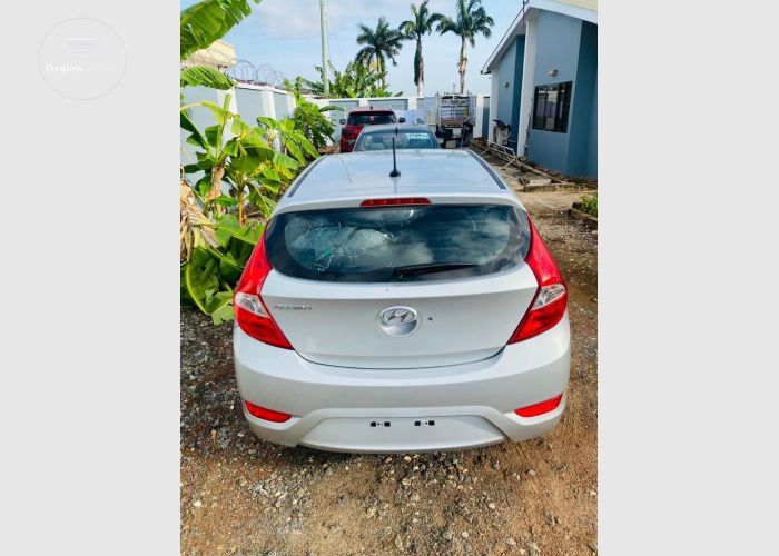 2014 Hyundai Accent 