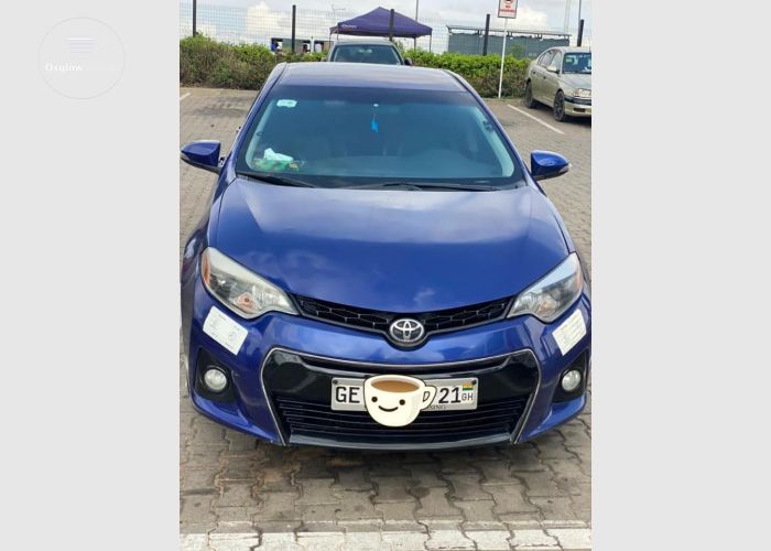 2015 Toyota Corolla Sports Semi Loaded