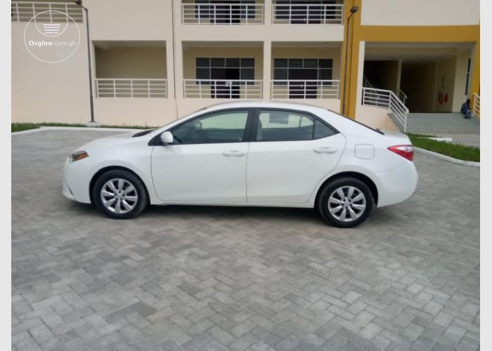2016 Toyota Corolla LE Basic Option
