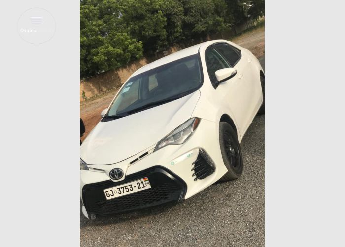 2016 TOYOTA COROLLA S