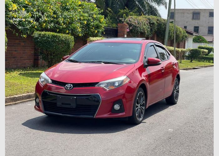 2016 TOYOTA COROLLA S