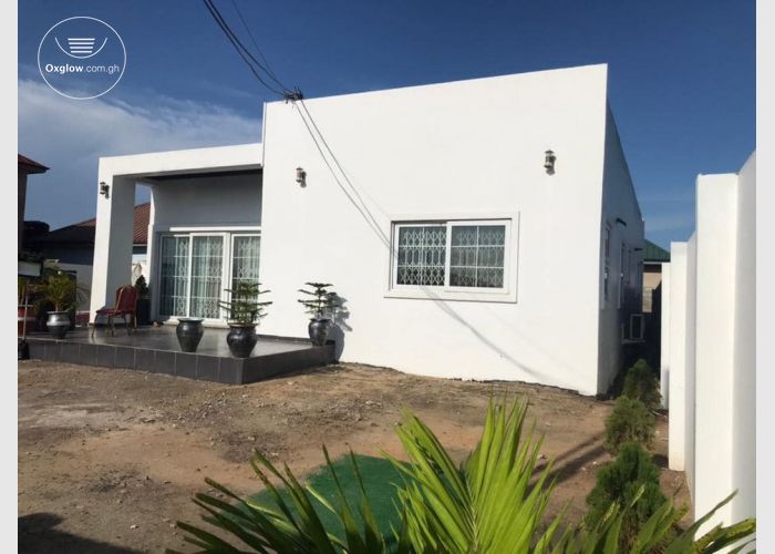 3BEDROOM HOUSE FOR SALE