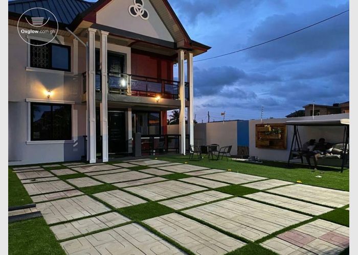 5 Bedroom House For Sale 