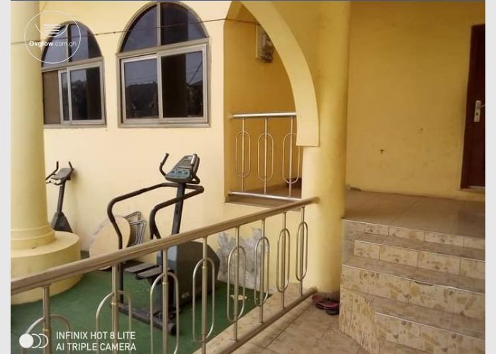 5 bedroom self compound for rent