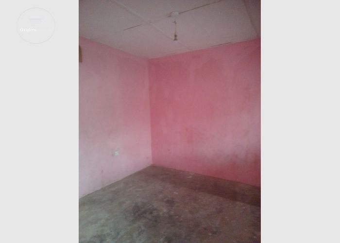 A single room self Contain for rent at Nungua