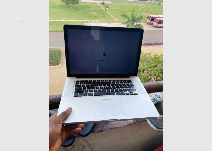 Appl MacBook Pro 2012 Core i7 Laptop