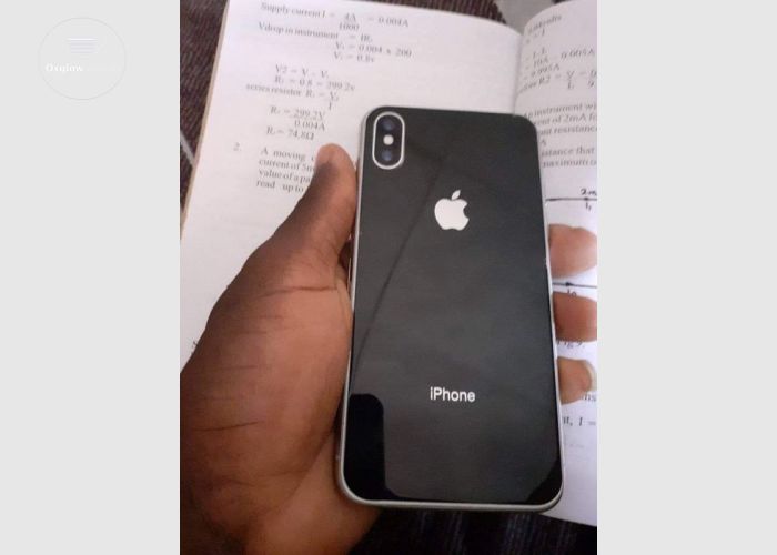 Apple iPhone X 128Gb