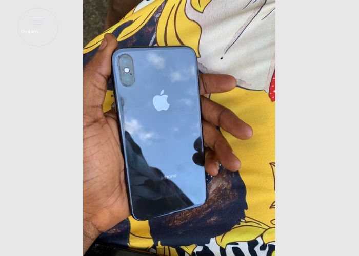 Apple iPhone X 64GB