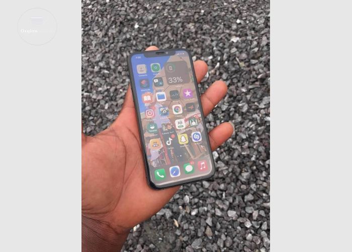 Apple iPhone XS 64Gb
