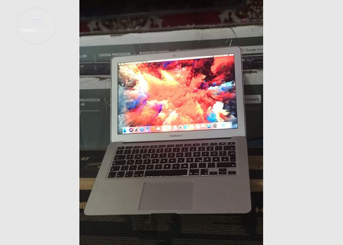 Apple MacBook air 2011