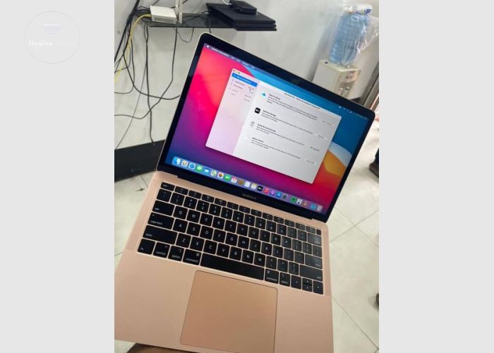 Apple MacBook Air 2019 Core i5 Laptop
