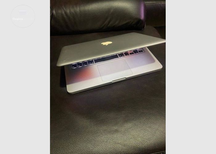 Apple MacBook Air Core i5 Laptop