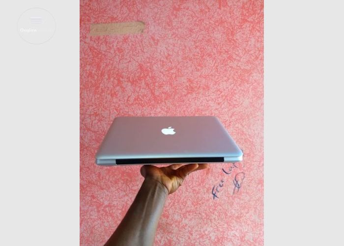 Apple MacBook Pro 2012 Laptop