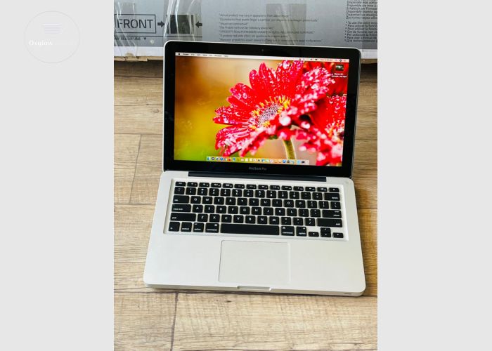 Apple MacBook pro 2012 model