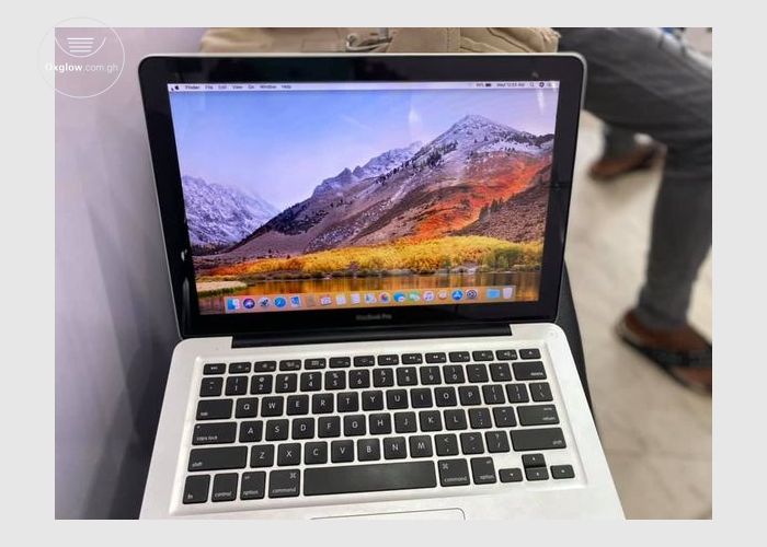 Apple MacBook Pro Dual Core Laptop