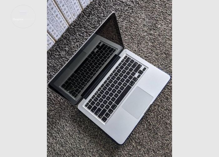 Apple Macbook Pro (Mid 2011)