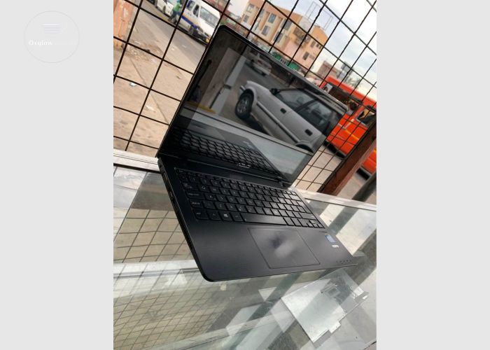 Asus X200CA Touchscreen Laptop