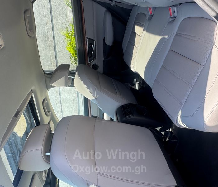 Clean Honda CR-V EX-L