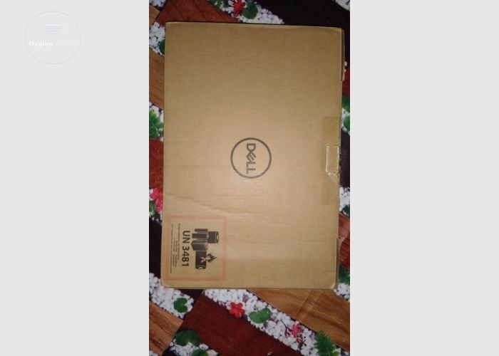 DELL Inspiron 15 3582 Laptop