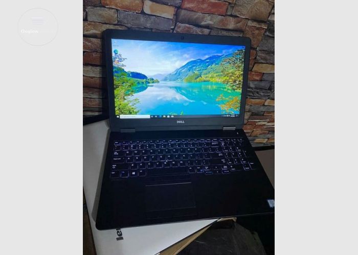 Dell Latitude 5570 Laptop