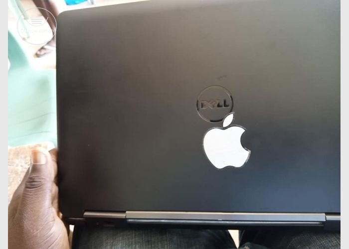 Dell latitude E5540 Laptop