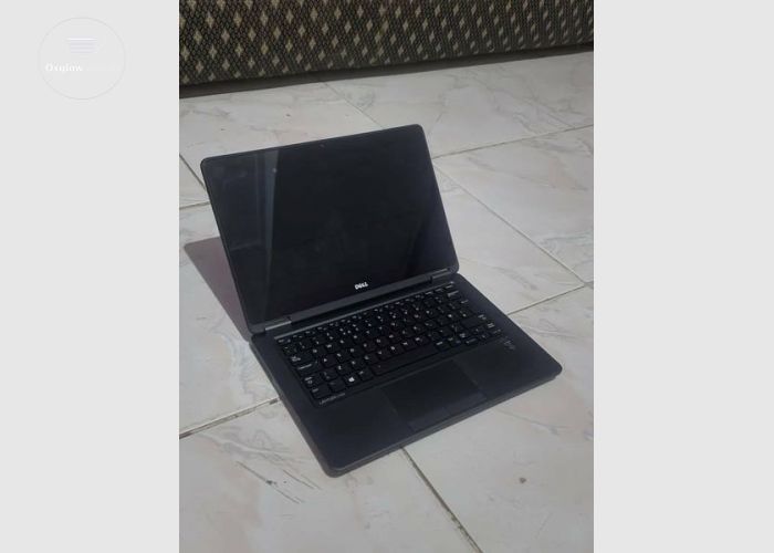 Dell Latitude E7250 Laptop