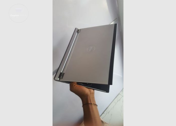 Dell Vostro Core i3 Laptop