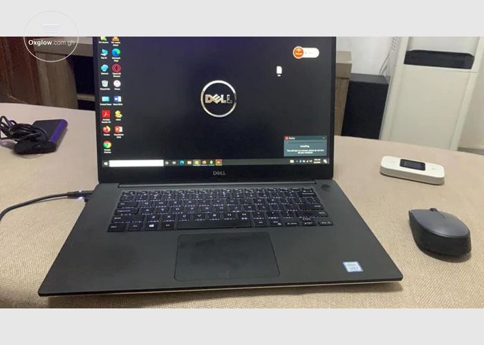 Dell XPS 15 9570 Core i5 Laptop