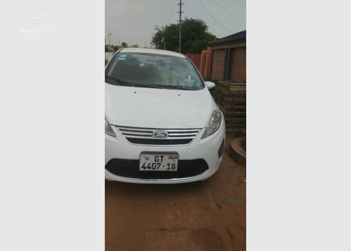FORD FIESTA 2012 MODEL