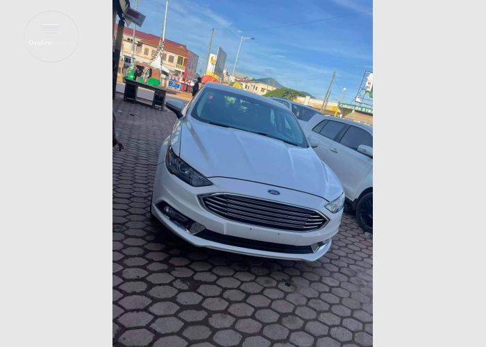 Ford Fusion SE 2018 Model