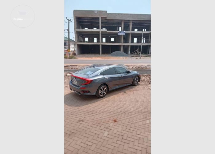 HONDA CIVIC 2017 MODEL