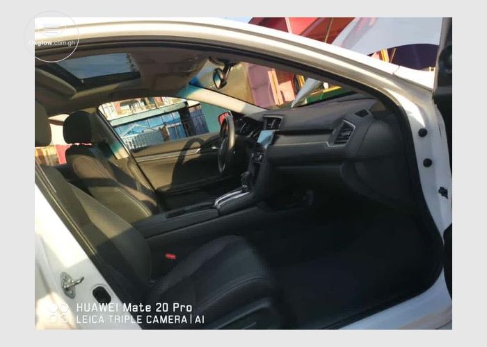 Honda Civic 2018 full option