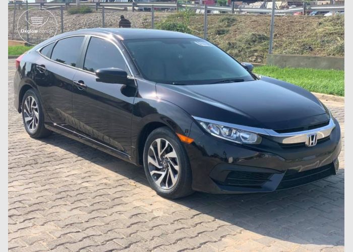 Honda Civic EX 2018 Model