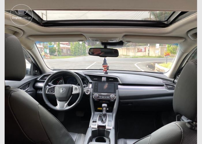 Honda CR-V Touring 2017 Model - Unregistered