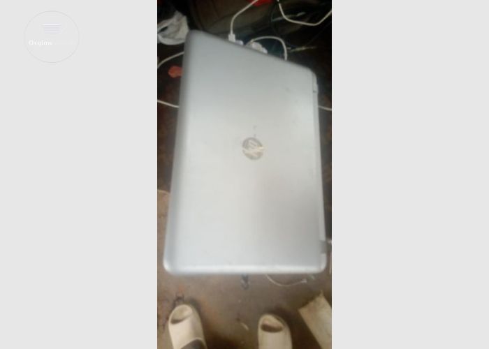 HP Pavilion i3 Laptop