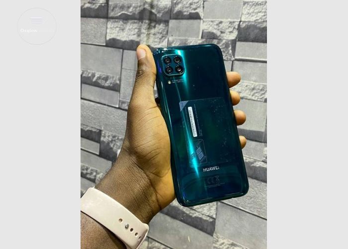 Huawei Nova 7i 128gig + 8GB ram